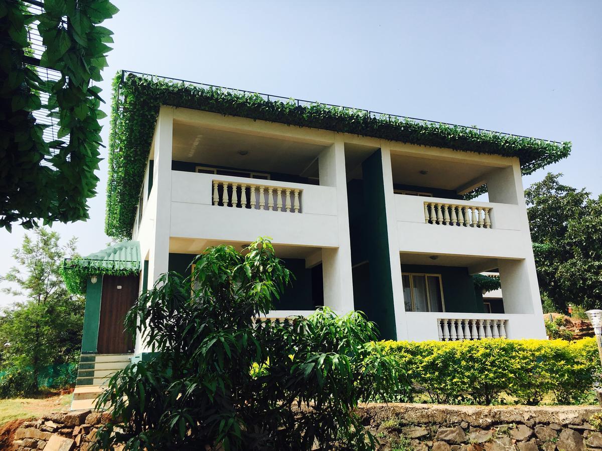 Presidency Highland Resort Koynanagar Kültér fotó